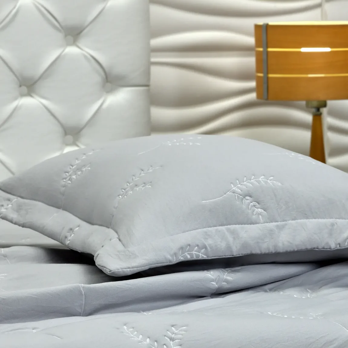 Romantica 1127-4-lunar-